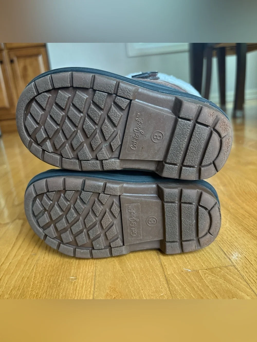 Cat & Jack Toddler snow boots Journey waterproof brown Black Winter Boys Size 8
